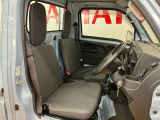 運転席広々