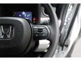 Hondaセンシングの機能のひとつ、アダプティブクルーズコントロール付!アクセルから足を離しても設定したスピードと前車との車間を保ち走行してくれます!車線維持もアシスト☆高速道路で疲労軽減ですね☆