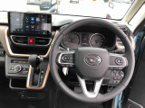 運転中も見やすいメーター。