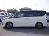 内外装およびエンジンル-ムなど専用クリ-ニング致します。車両クリ-ニングのプロが施工致しますので!高品質な1台に蘇りますよ♪(全在庫無料施工)