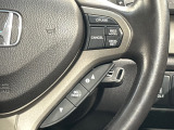【クルーズコントロール】アクセルペダルを踏まずに一定の車速で走行できますので、高速道路など加減速の少ない道で便利です。