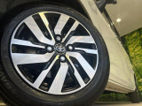 【純正14インチアルミホイール】外観にマッチした純正アルミホイールを装着しております。各種社外アルミホイールや、スタッドレスタイヤも取扱いしております。是非ご相談ください♪