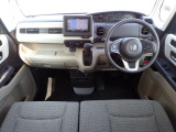 オリックス認定中古車は厳選した上質な車輌のみをお届け致します。全車にプロの職人による徹底した内外装の清掃、磨き上げております。