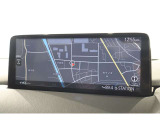 Apple CarPlay/Android Auto TM標準装備!
