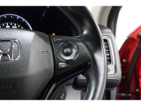 Hondaセンシングの機能のひとつ、アダプティブクルーズコントロール付!アクセルから足を離しても設定したスピードと前車との車間を保ち走行してくれます!車線維持もアシスト☆高速道路で疲労軽減ですね☆