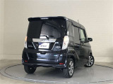 走りにこだわりながら収納力も持ち合わせたお車です。荷物を載せて軽快なドライブを楽しめますよ♪