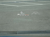 カラーヘッドアップディスプレイ付き。少ない視線移動で情報を確認できるので、運転の疲労軽減に繋がりますよ♪