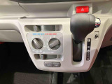 納車前にはプロのメカニックが、各部の点検を行います。ディーラーにしか出来ない品質、そしてサービスできっと満足していただけると思います!