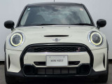こちらのお車はMINI NEXT鶴ヶ島に展示中です。☆お問合せをお待ちしてます!
