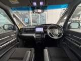 インパネ周りのお写真です。 視界が広く運転もしやすくなっております♪