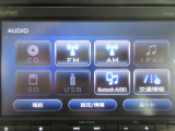 ナビはホンダ純正メモリーナビ!通信機能も備え、渋滞回避案内や天気情報の表示などのサービスがございます。