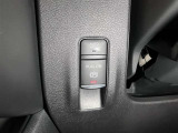 電動パ-キングブレ-キ付き車両です。