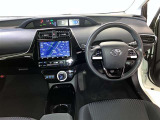 この車で色んな場所へドライブに出かけてみませんか。
