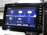 ナビゲーションは純正9インチメモリーナビ(VXU-195NBi)を装着しております。AM、FM、CD、DVD再生、Bluetooth、音楽録音再生、フルセグTVがご使用いただけます。