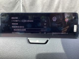 TSRは、走行中にフォワードセンシングカメラまたはナビゲーションシステムが認識した交通標識を、ADDおよびメーターに表示することで、交通標識の見落とし防止を図り、安全運転を支援するシステムです