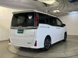 車検や点検・整備も大阪トヨペットにお任せください。お客様の快適なカーライフを長く安心サポートいたします。