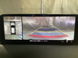 360度モニターは、4つのカメラによる前後左右・俯瞰映像でドライバーからは見えない領域の危険認知をサポート!全周囲の死角を減らし、狭い駐車場や幅寄せ、T字路の進入などの運転の安心感を高めますッ!