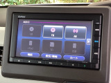 ナビ機能だけでなく、Bluetooth、CD再生などのオーディオ機能がついています!