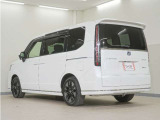 当社では、お客様に安心してお車をお選びいただくため、ご購入前に現車のご確認をお願いしております。