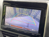 【バックカメラ】駐車時に後方がリアルタイム映像で確認できます。大型商業施設や立体駐車場での駐車時や、夜間のバック時に大活躍!運転スキルに関わらず、今や必須となった装備のひとつです!