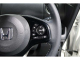 Hondaセンシングの機能のひとつ、アダプティブクルーズコントロール付!アクセルから足を離しても設定したスピードと前車との車間を保ち走行してくれます!車線維持もアシスト☆高速道路で疲労軽減ですね☆