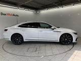 ●Volkswagenを知り尽くしたスペシャリストが隅々まで整備●各モデルの情報がインプットされた専用テスターで過去の細かな不具合を確認。モデルごとや部位ごとに専用スペシャルツールを用いて整備します。