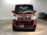 フロントマスクは個性もいっぱい! 人気の車です。