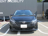 令和7年式のオーラが入荷しました♪当社の社用車だったお車になります♪