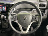 【純正革巻きステアリング】上質な革を使用することで、手にしっかり馴染みとても運転しやすいハンドルです♪