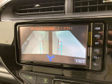 すれ違いも心配ですよね。バックカメラだけでなく、サイドカメラも装備しています。裏道のすれ違いの時なども、活躍してくれます。