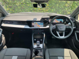Audiのインテリアはエクステリア同様、優れたデザイン性とクオリティ、そして機能性を兼ね備えております。