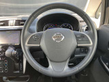 ステアリングスイッチ搭載!ハンドルひとつで手を離さなくても運転中視線をそらさなくても操作が出来て便利です