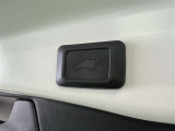 パワーバックドアで開閉ラクラク