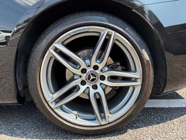 メルセデス・ベンツ Eクラスクーペ E200 スポーツ の中古車詳細
