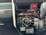 視認性に優れたエアコンコントロールパネルで、運転中でも扱いやすいデザインです!