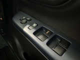 運転席から操作可能なパワーウィンドウ!