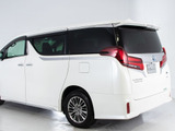 ★展示前点検実施★特殊な機材も用いて、全車点検を実施しております!