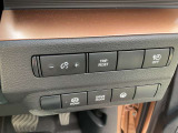 各種スイッチがまとまって付いています。