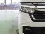 LEDヘッドライトは、点灯の瞬間から光量を発揮し、突然暗くなるトンネルなどでの安定感を高めます。