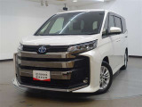 カラーはホワイトパールクリスタルシャイン!走行距離は27000kmとなっております♪