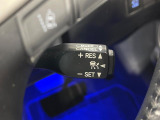 【レーダークルーズコントロール】高速道路での長距離走行が楽に!!自動で速度を保つクルーズコントロールが、衝突軽減システムと連携し、前方の車両を感知して車間を保つように速度調節してくれます!!