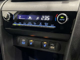 冬場に嬉しい運転席、助手席シートヒーター付きでポカポカ