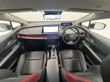 安全確認がしやすく運転に集中しやすいコックピット!