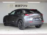 車両本体価格に点検整備費用が含まれています。当社基準および保安基準に合わせ、要交換、修理と判断された部品は当社負担にて整備させていただきます。追加整備費用はかかりませんのでご安心ください。