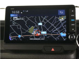 純正9インチHondaCONNECTナビ(LXU-242NBi)&バックカメラが装備されているので、普段の使い勝手もロングドライブも快適です。