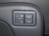 シートヒーター搭載。座席を夏は冷たく、冬は暖かく♪