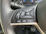 ステアリングスイッチ搭載!ハンドルひとつで手を離さなくても運転中視線をそらさなくても操作が出来て便利です♪