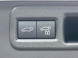 【パワーバックドア】スマートキーや運転席のボタンを押すだけでリアゲートが自動で開閉します!荷物を持っている時や、高い位置にあるバックドアを閉める際に便利な機能です♪