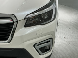 LEDヘッドライトは、点灯の瞬間から最大光量を発揮し、突然暗くなるトンネルなどでの安定感を高めます。