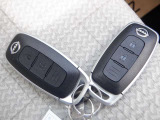 『インテリジェントキ-』機械的な鍵を使用せずに車両のドアの施錠/解錠、エンジン始動が可能なシステムです!
